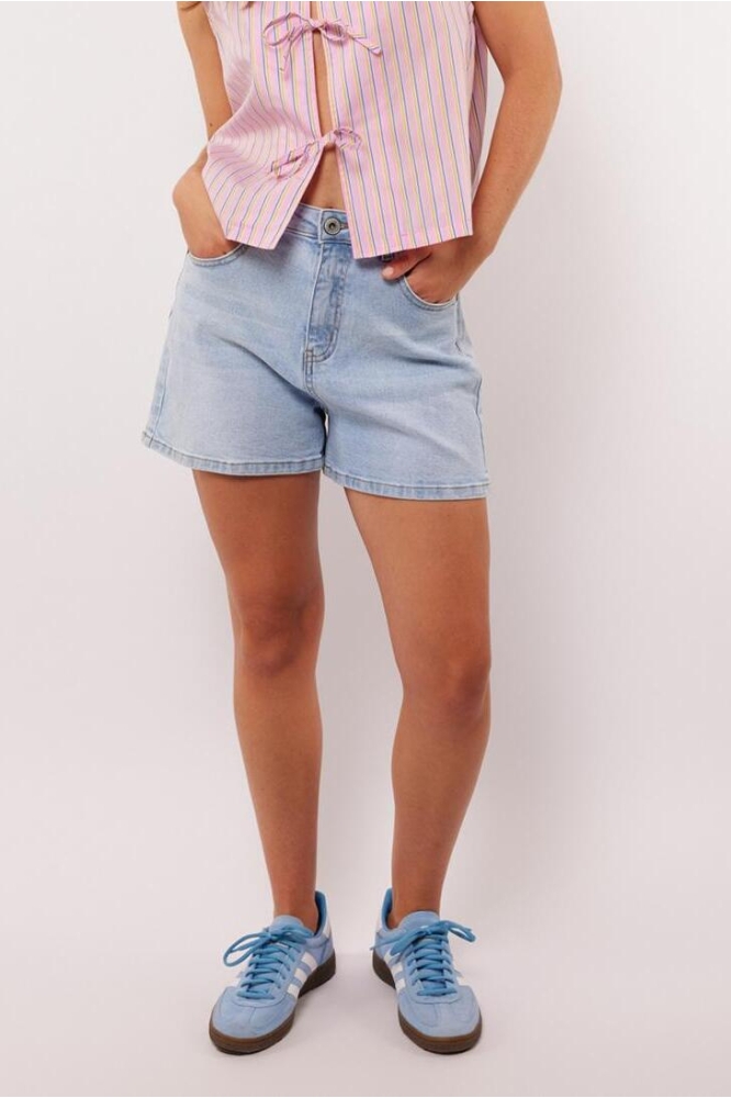 GWENN SHORTS 25ZFNF01 DENIM LIGHT BLUE
